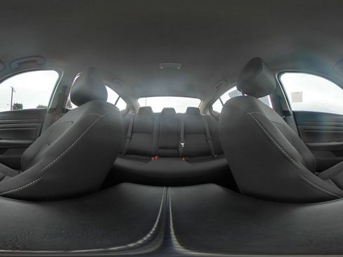 Used 2025 Nissan Altima 2.5 SV image 37