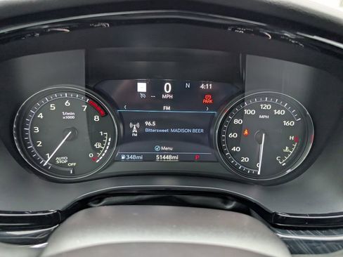 Used 2023 Cadillac XT6 Premium Luxury w/ Technology Package image 12