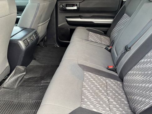 Used 2019 Toyota Tundra SR5 w/ SR5 Upgrade Package image 18