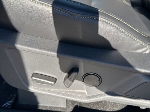 New 2025 Ford Bronco Badlands w/ Sasquatch Package image 17