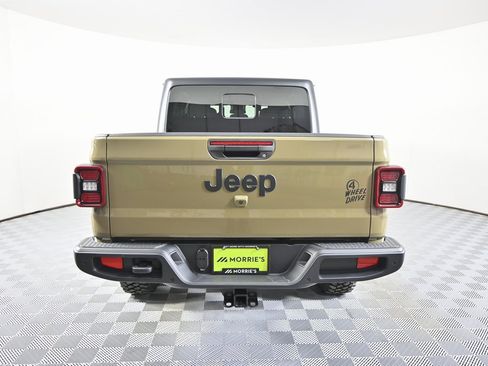 New 2025 Jeep Gladiator Willys image 5