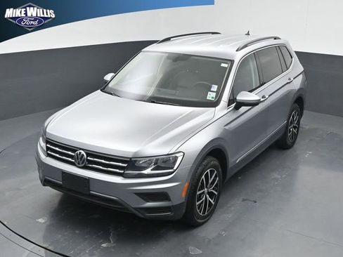 Used 2021 Volkswagen Tiguan SE image 11
