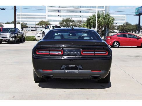 Used 2023 Dodge Challenger SRT Hellcat image 5