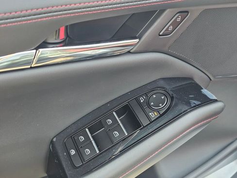 New 2026 MAZDA MAZDA3 Carbon image 32