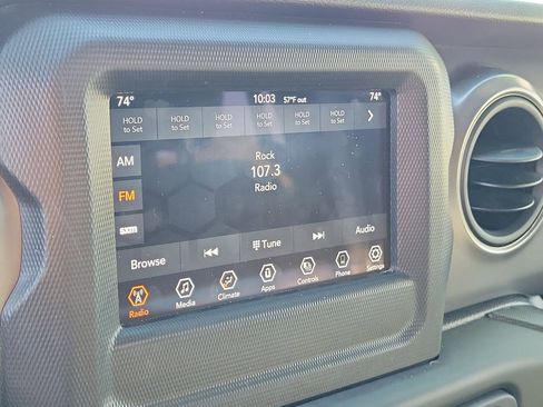 Used 2021 Jeep Wrangler Unlimited Sport AWD/4WD image 28