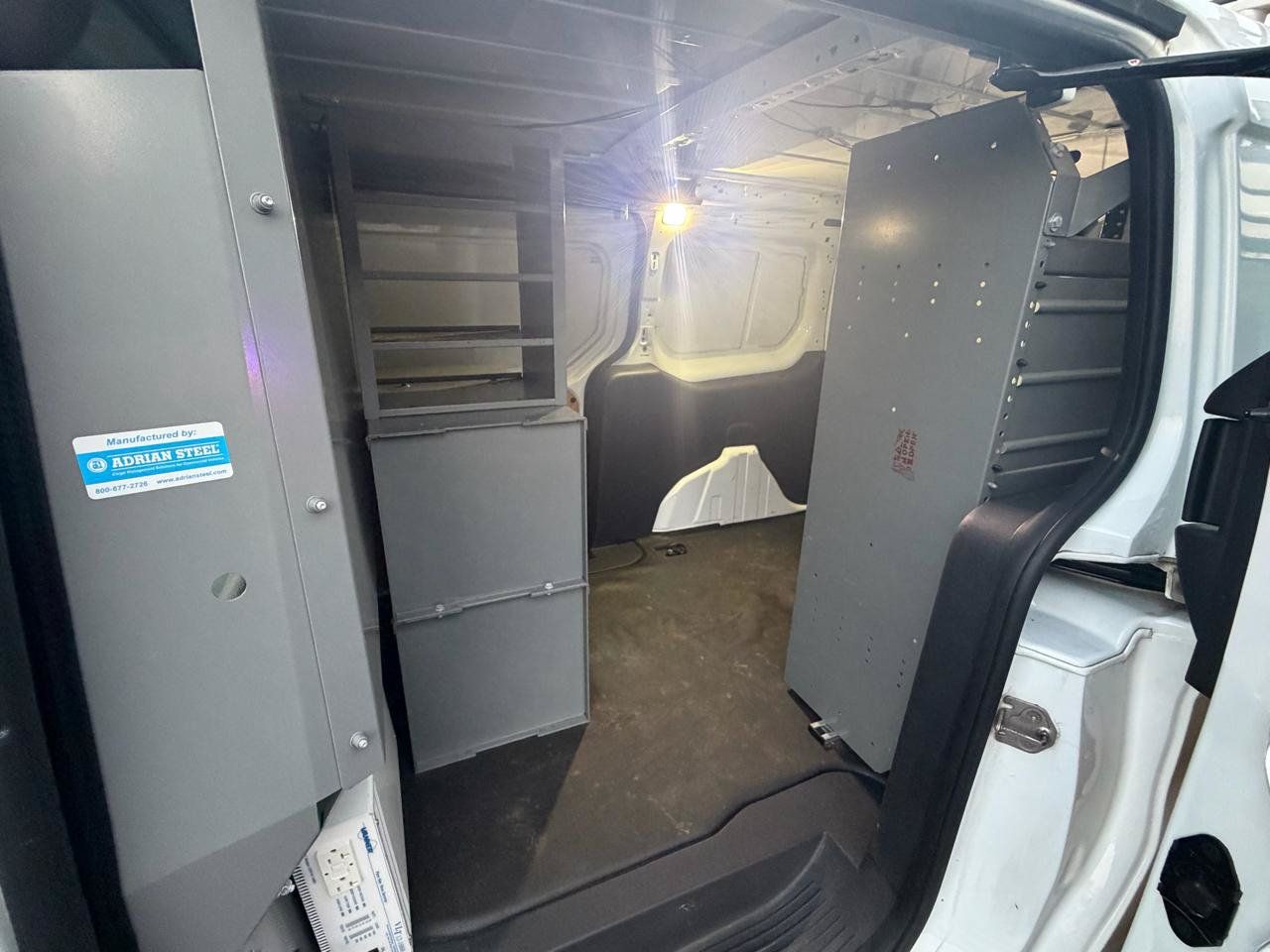 Used 2017 Ford Transit Connect XL FWD image 10