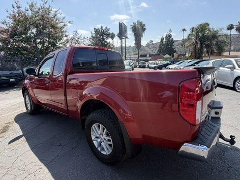 Used 2017 Nissan Frontier SV RWD image 6