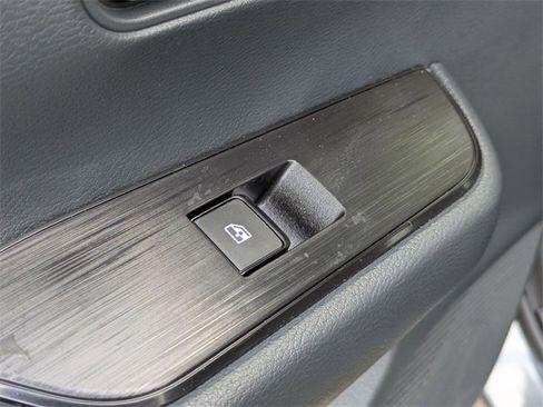 New 2026 Nissan Kicks SV w/ SV Premium Package image 25