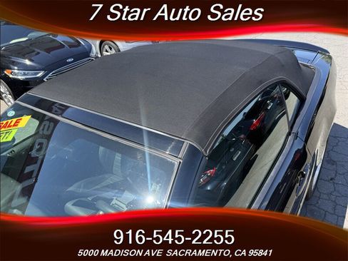 Used 2011 Ford Mustang GT Premium w/ Security Pkg RWD image 15