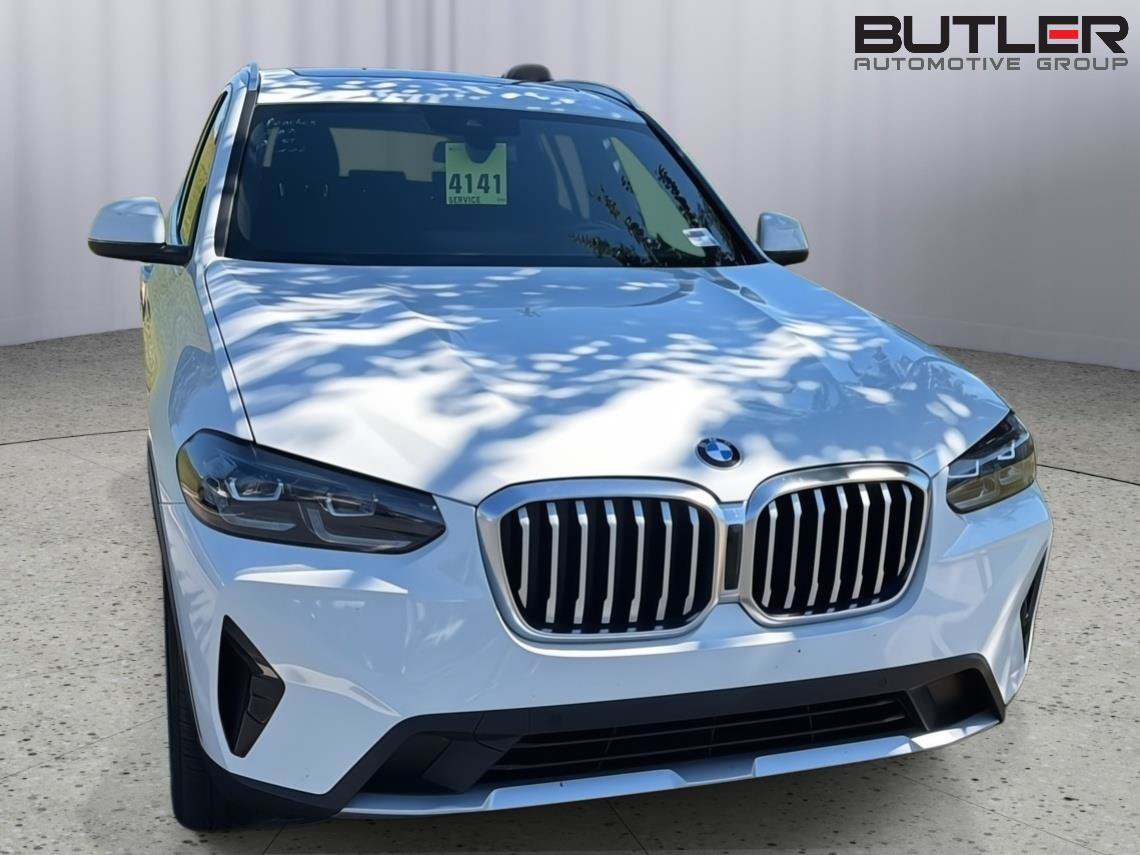Used 2022 BMW X3 xDrive30i w/ Premium Package AWD/4WD image 4