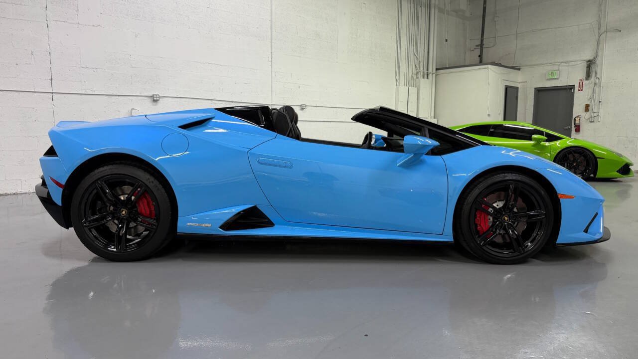 Used 2020 Lamborghini Huracan EVO RWD image 10