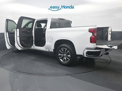 Used 2022 Chevrolet Silverado 1500 RST AWD/4WD image 38