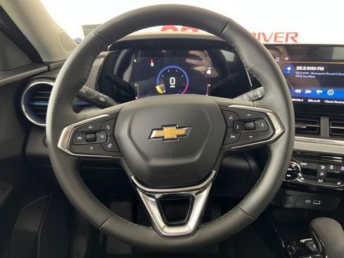 New 2026 Chevrolet Trax LT w/ Driver Confidence Package image 14