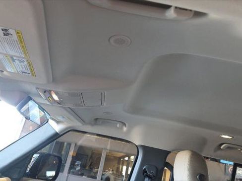 Used 2022 Land Rover Defender 110 S image 18