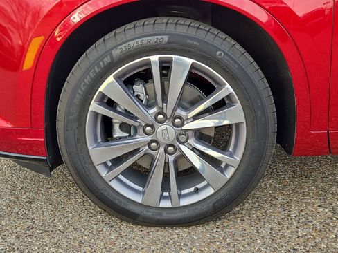 Used 2025 Cadillac XT6 Premium Luxury w/ LPO, Floor Liner Package image 11