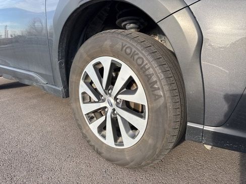 Used 2024 Subaru Outback Premium image 10