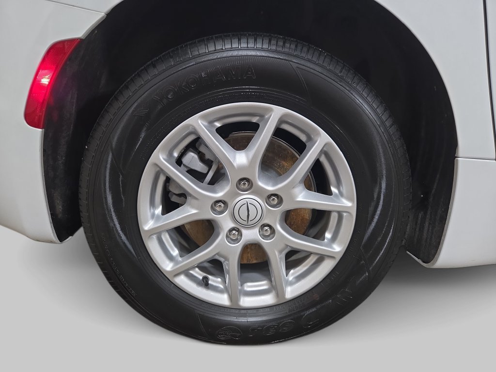 Used 2026 Chrysler Pacifica Select FWD image 37