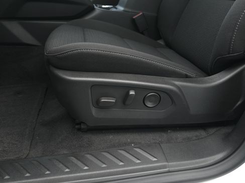 New 2026 GMC Canyon Elevation w/ Convenience Package RWD image 11