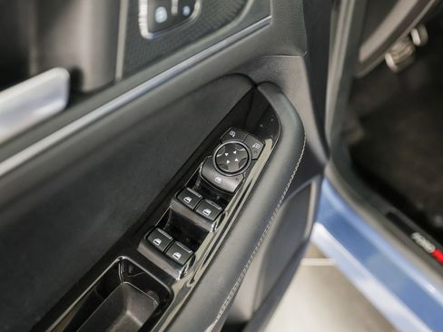 Used 2019 Ford Edge ST w/ Equipment Group 401A image 23