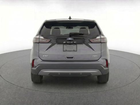Used 2023 Ford Edge SEL w/ Convenience Package AWD/4WD image 7