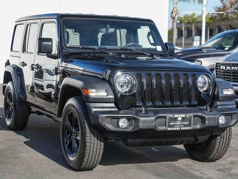 Used 2021 Jeep Wrangler Unlimited Sport image 3