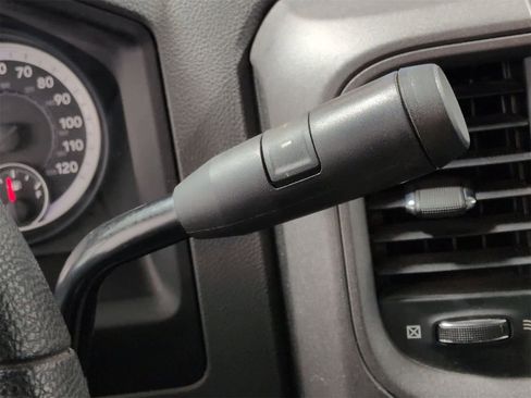 Used 2013 RAM 1500 Express image 31