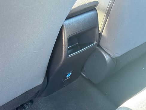 Used 2022 Toyota Corolla LE image 37