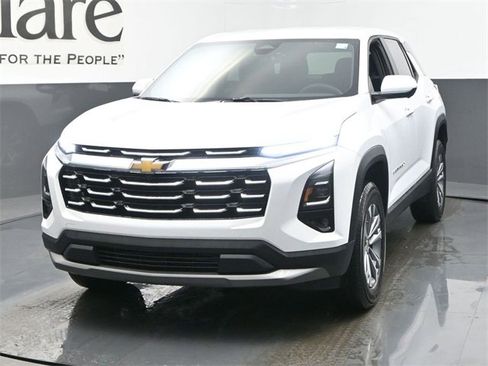 New 2026 Chevrolet Equinox LT w/ Safety and Technology Package image 7