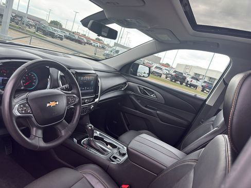 Certified 2018 Chevrolet Traverse Premier w/ Redline Edition AWD/4WD image 25