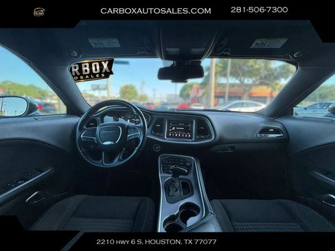 Used 2019 Dodge Challenger SXT w/ Blacktop Package RWD image 9