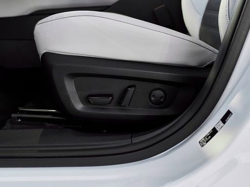 New 2026 Mitsubishi Outlander SE FWD image 23