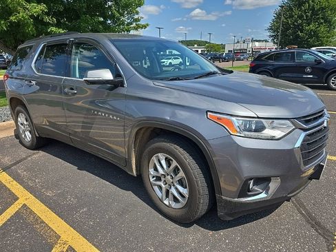 Used 2019 Chevrolet Traverse LT AWD/4WD image 1