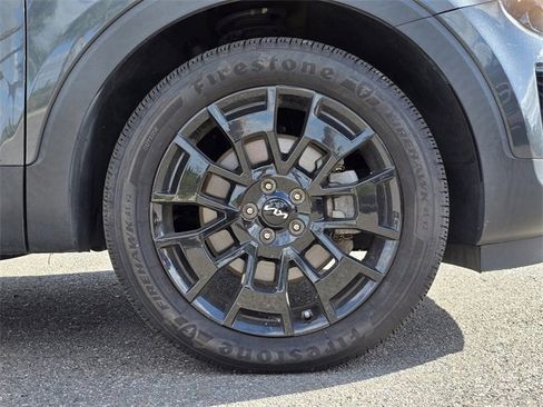 Certified 2022 Kia Telluride EX w/ EX Premium Package image 12