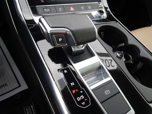 Certified 2024 Audi Q7 2.0T Premium Plus image 13