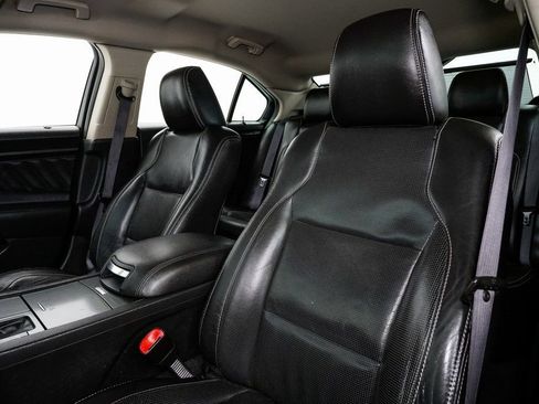 Used 2010 Ford Taurus Limited image 8