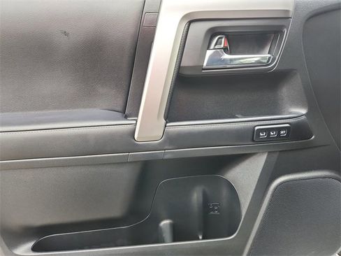 Used 2024 Toyota 4Runner Limited image 23