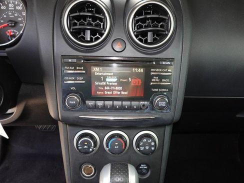 Used 2015 Nissan Rogue S w/ Convenience Package FWD image 14