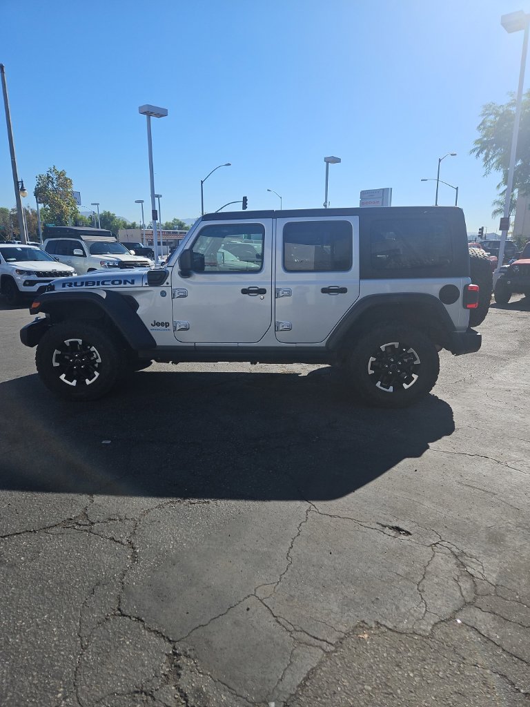 Used 2024 Jeep Wrangler Unlimited Rubicon 4xe AWD/4WD image 4