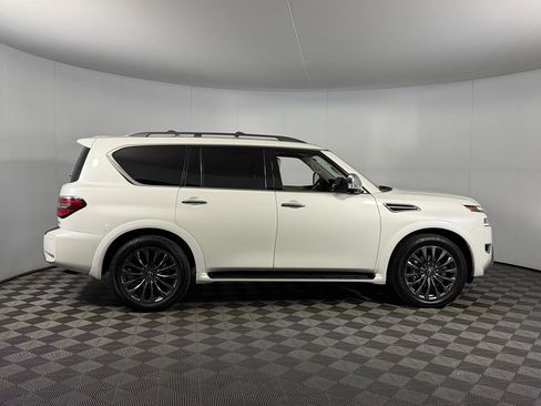 Used 2024 Nissan Armada Platinum w/ Captain's Chairs Package AWD/4WD image 5