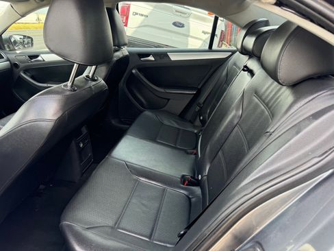 Used 2013 Volkswagen Jetta SE image 31
