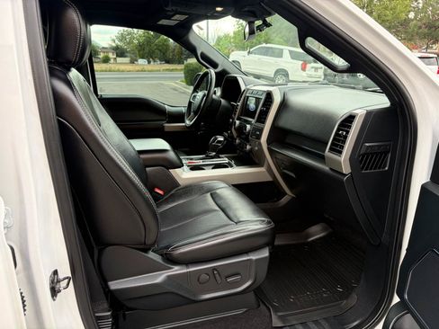 Used 2019 Ford F150 Lariat w/ Equipment Group 502A Luxury AWD/4WD image 7