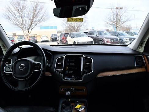 Used 2020 Volvo XC90 T6 Inscription w/ Protection Package Premier image 14