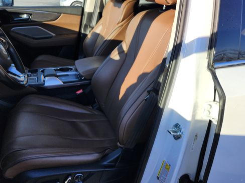 Used 2024 Acura MDX SH-AWD w/ Advance Package image 28