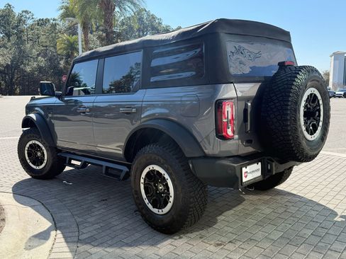 Used 2023 Ford Bronco Outer Banks w/ Sasquatch Package image 2