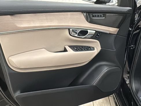 Used 2026 Volvo XC90 T8 Plus w/ Protection Package Premier image 20