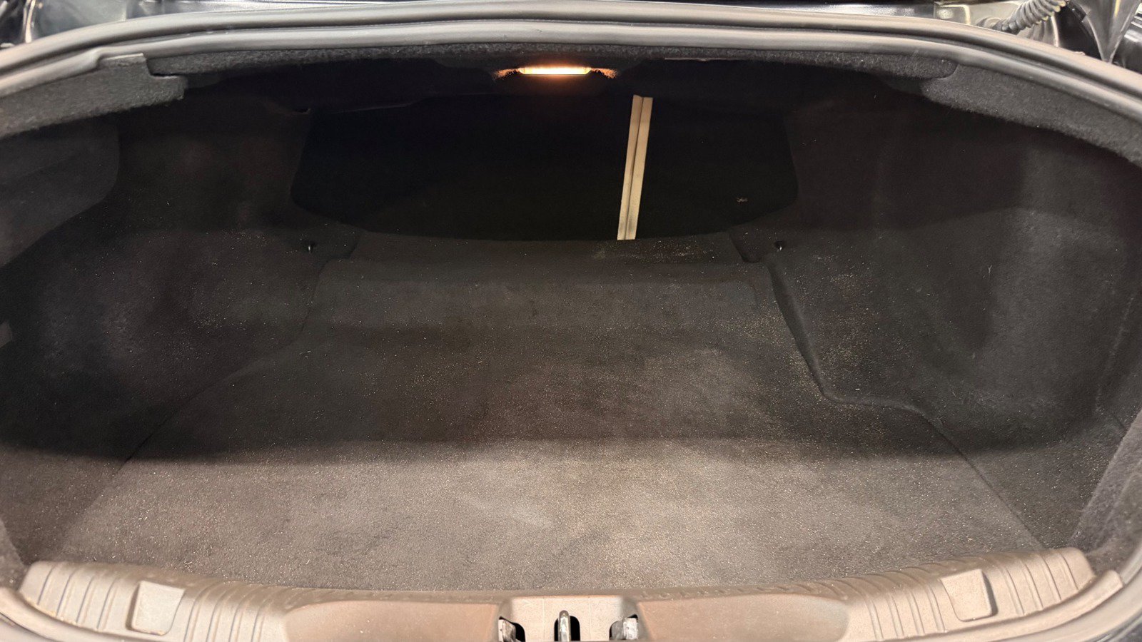 Used 2011 Jaguar XF RWD image 12