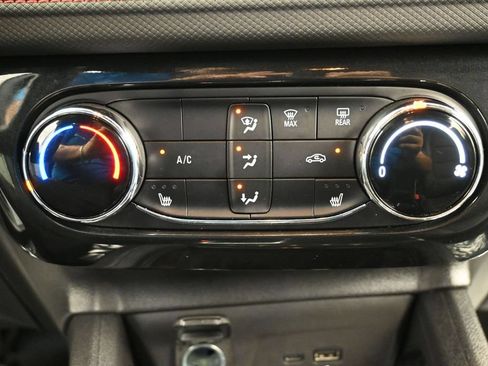 Used 2024 Chevrolet TrailBlazer RS w/ Driver Confidence Package AWD/4WD image 20