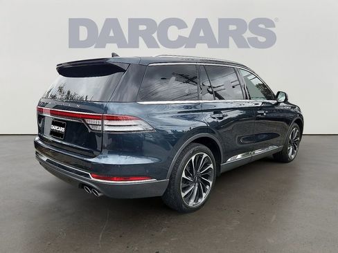 Used 2023 Lincoln Aviator Reserve w/ Equipment Group 201A image 6