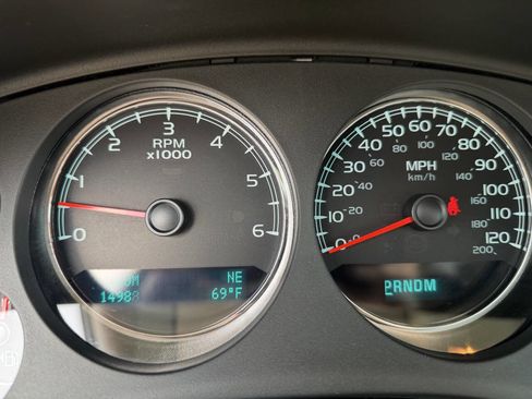 Used 2011 Chevrolet Tahoe LTZ image 19