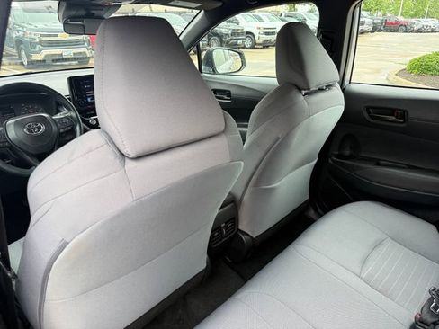 Used 2025 Toyota Corolla Cross AWD Hybrid image 27